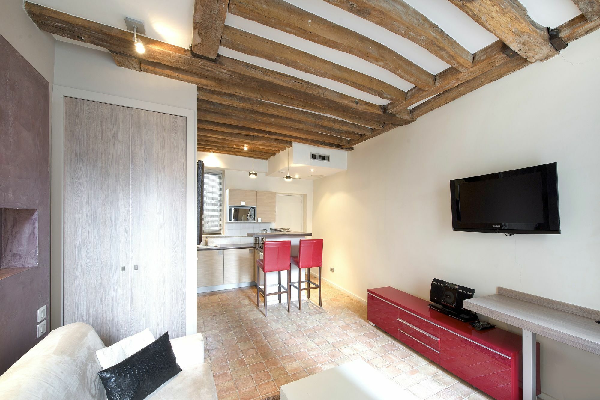 Apartment Marais Sicile Paris